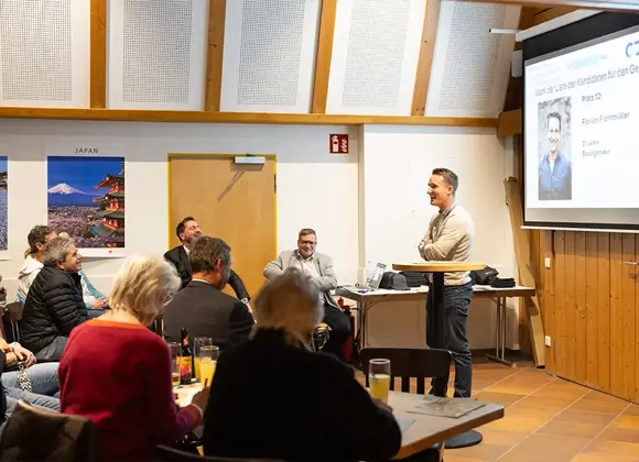 Mitgliederversammlung1125